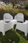 Set de 4 Sillones Skarpo + Mesa/Banco doble función Sunset Blanco